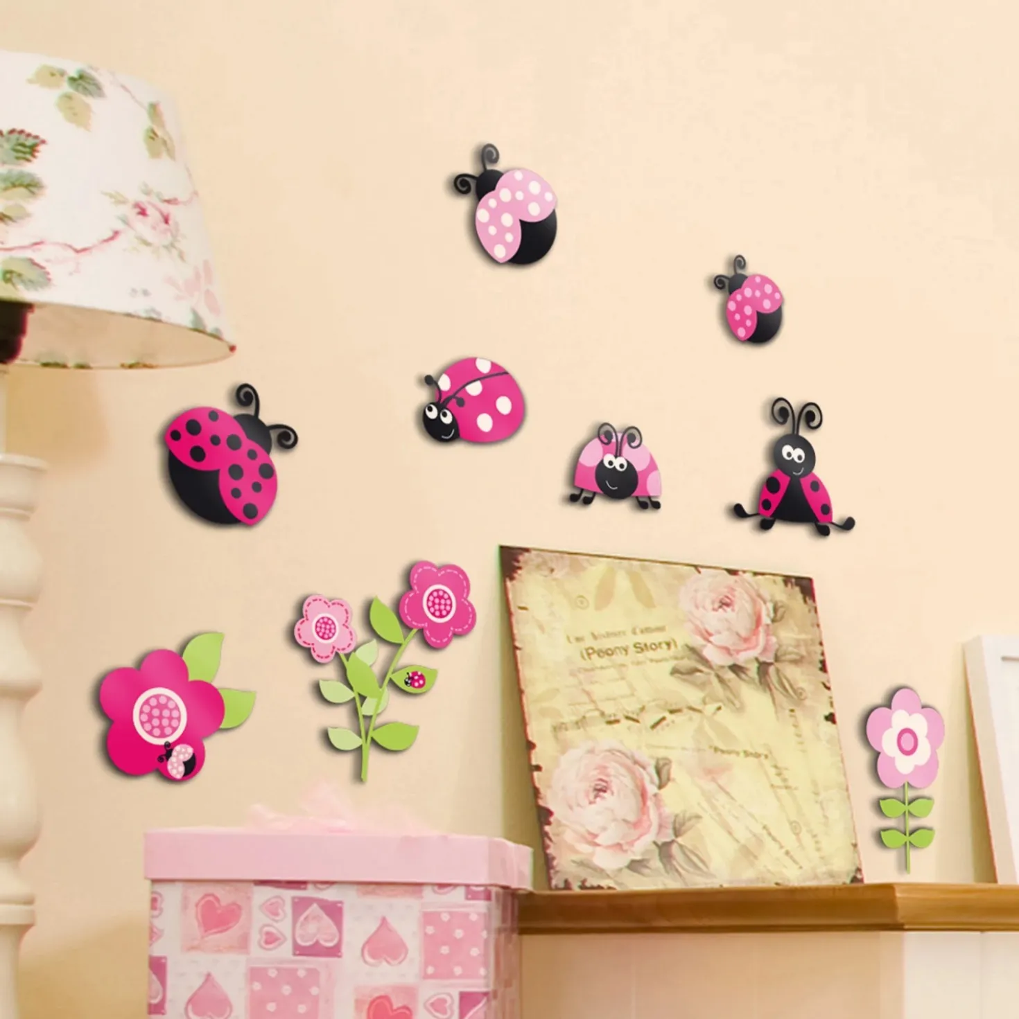 Adesivo decorativo per parete 3D Pink Ladybugs 31x31 cm