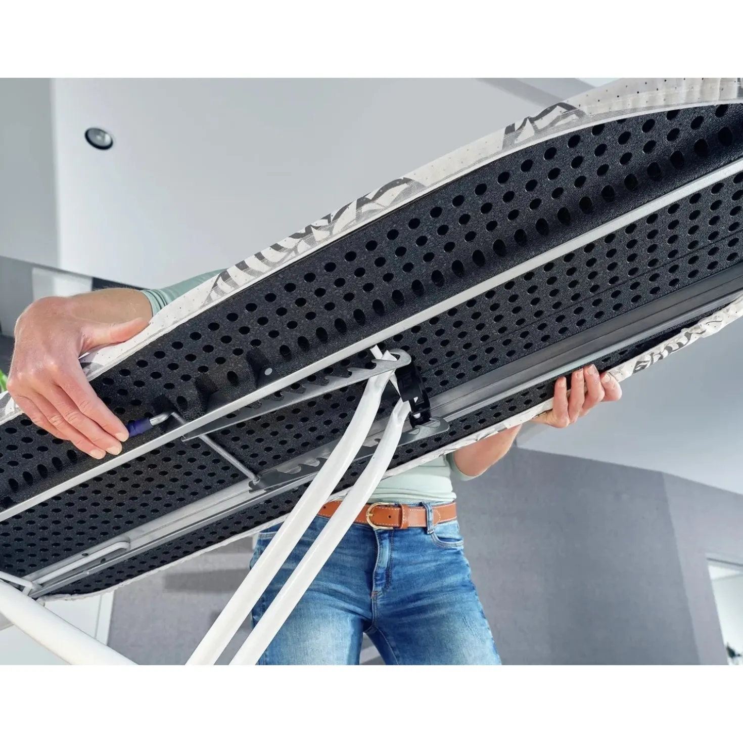 Asse da stiro regolabile Leifheit Air Board Express M Solid 120x38 cm