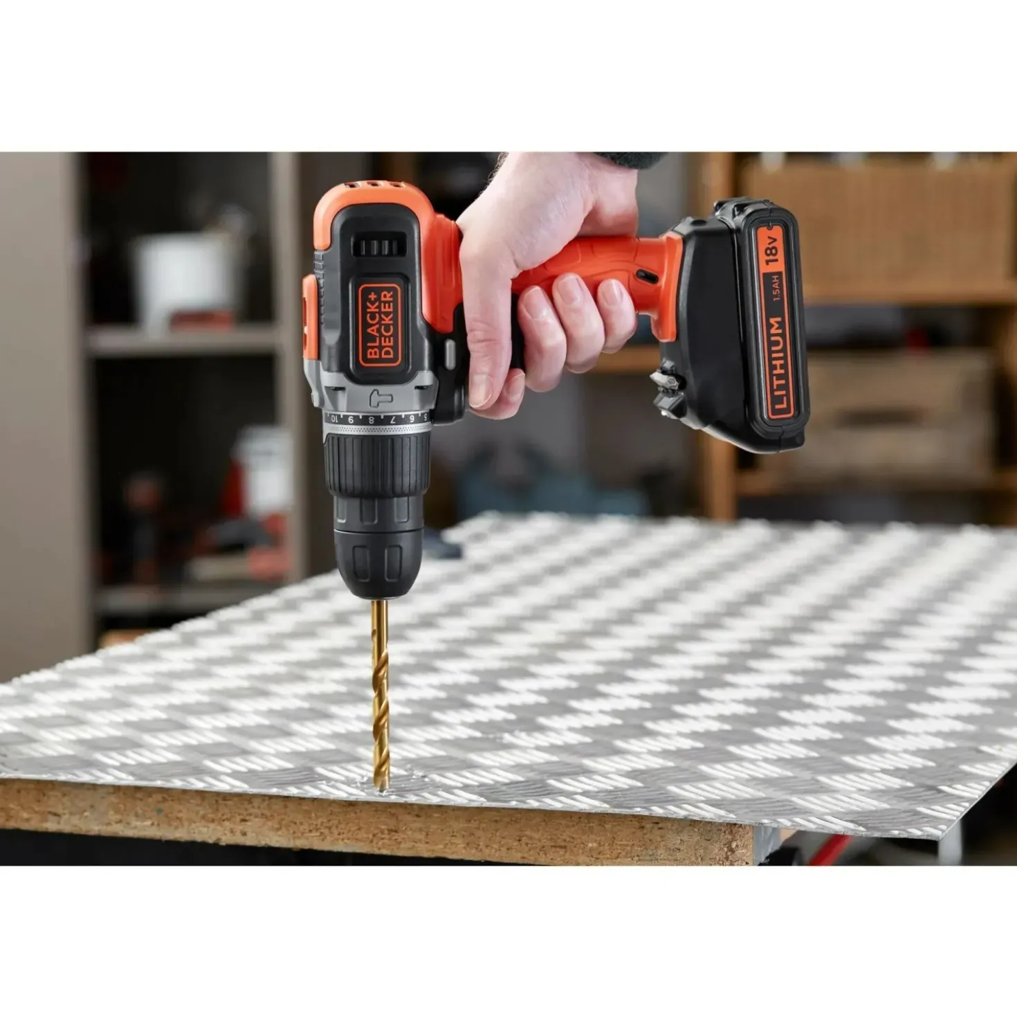 Avvitatore a percussione a batteria Black+Decker BCD003 2 velocità 18 V 1,5Ah