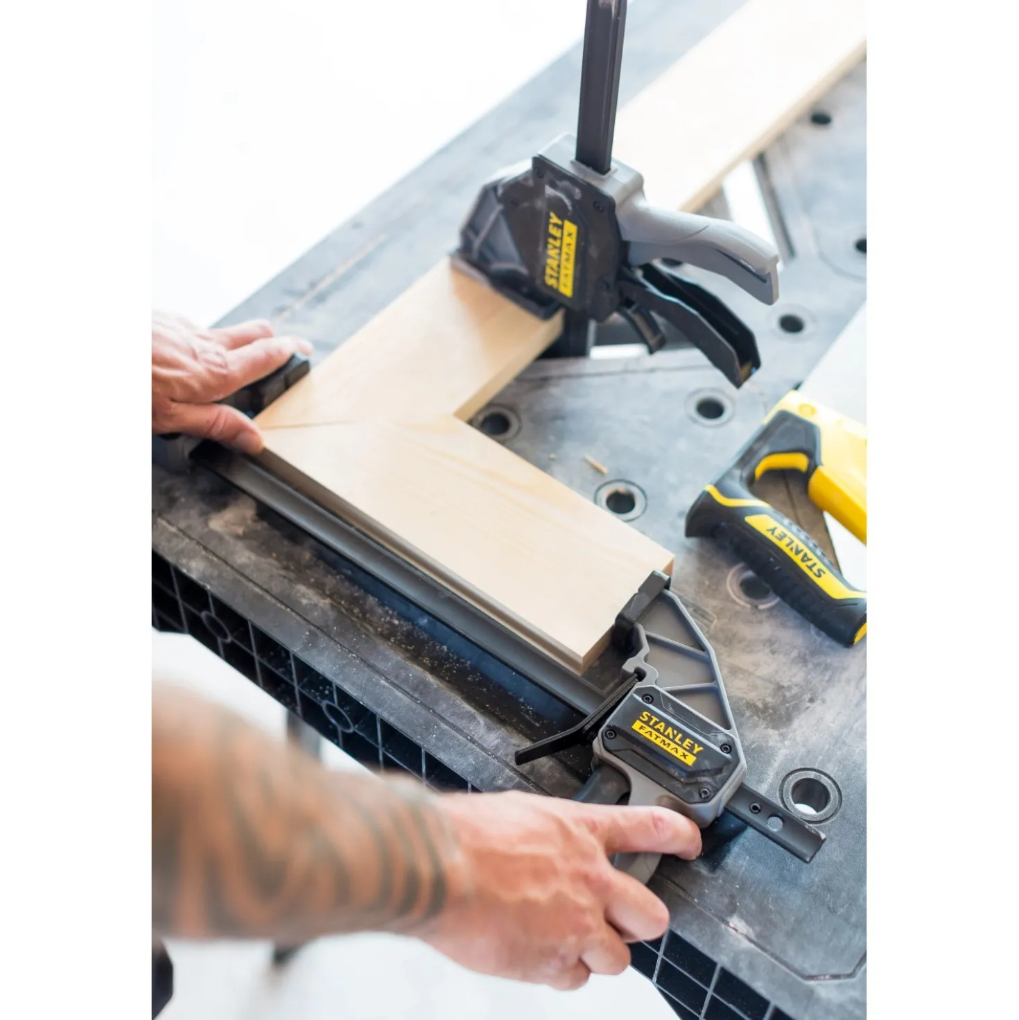 Banco da lavoro Stanley FatMax FMST1-75672 pieghevole 85x60 cm