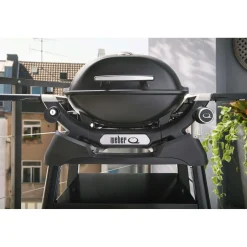 Barbecue a gas Weber Q1200 1 bruciatore con 2 ripiani laterali nero