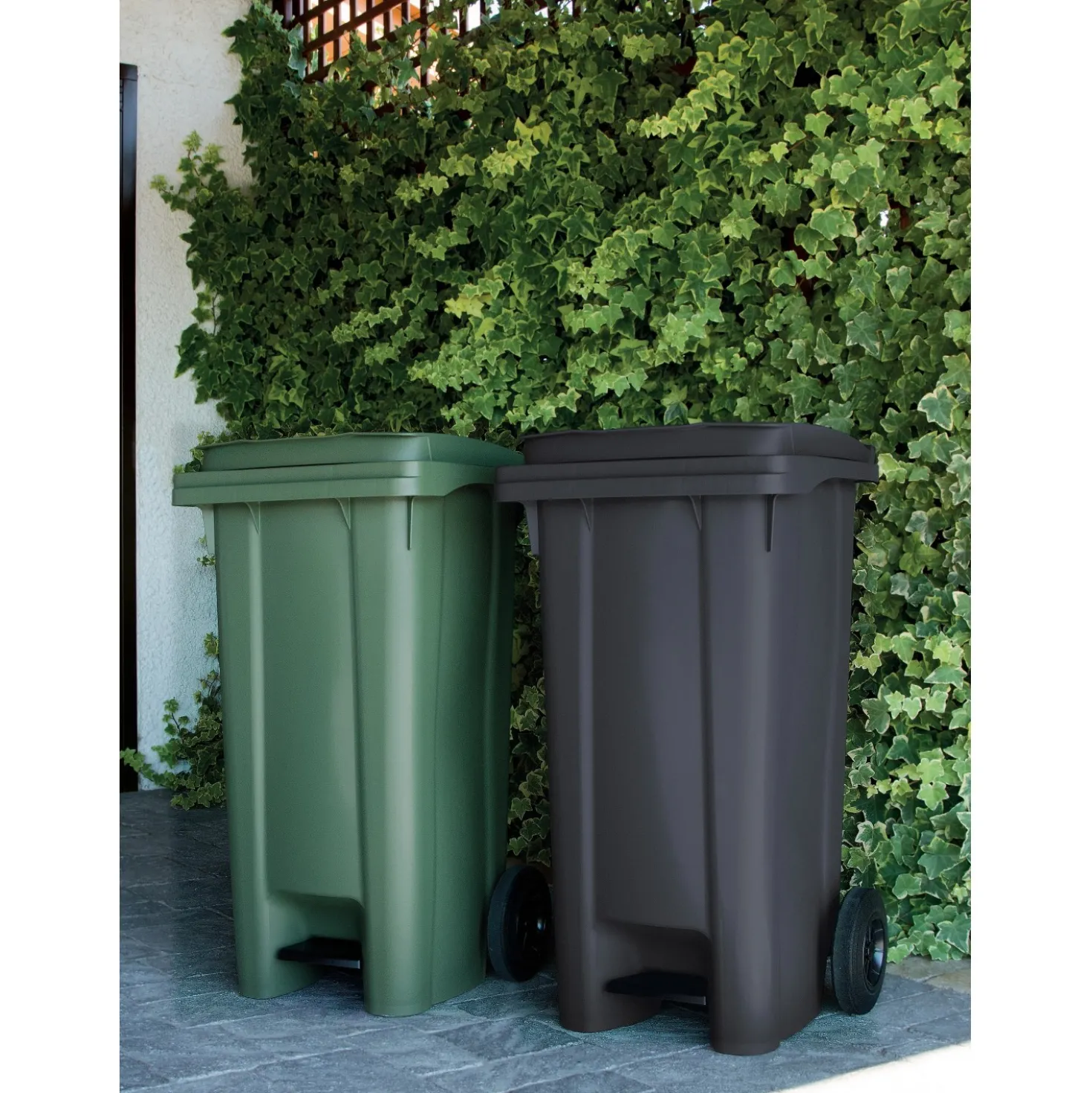 Bidone spazzatura carrellato con pedale Stefanplast 120 l verde