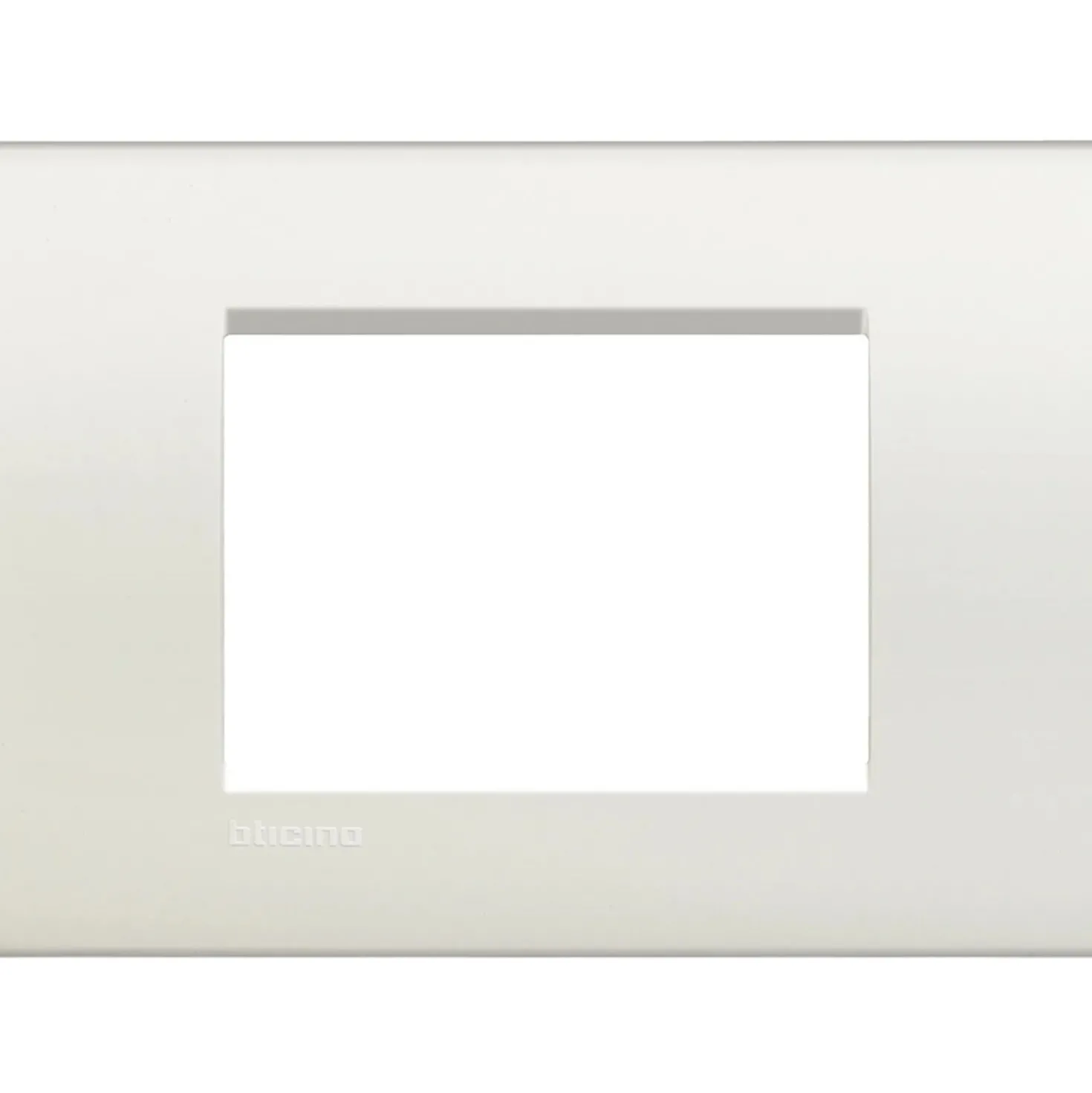 BTicino Livinglight placca quadra 3 moduli bianco Smart Home