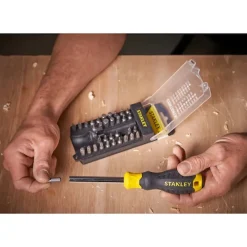 Cacciavite Stanley set inserti 33 pz
