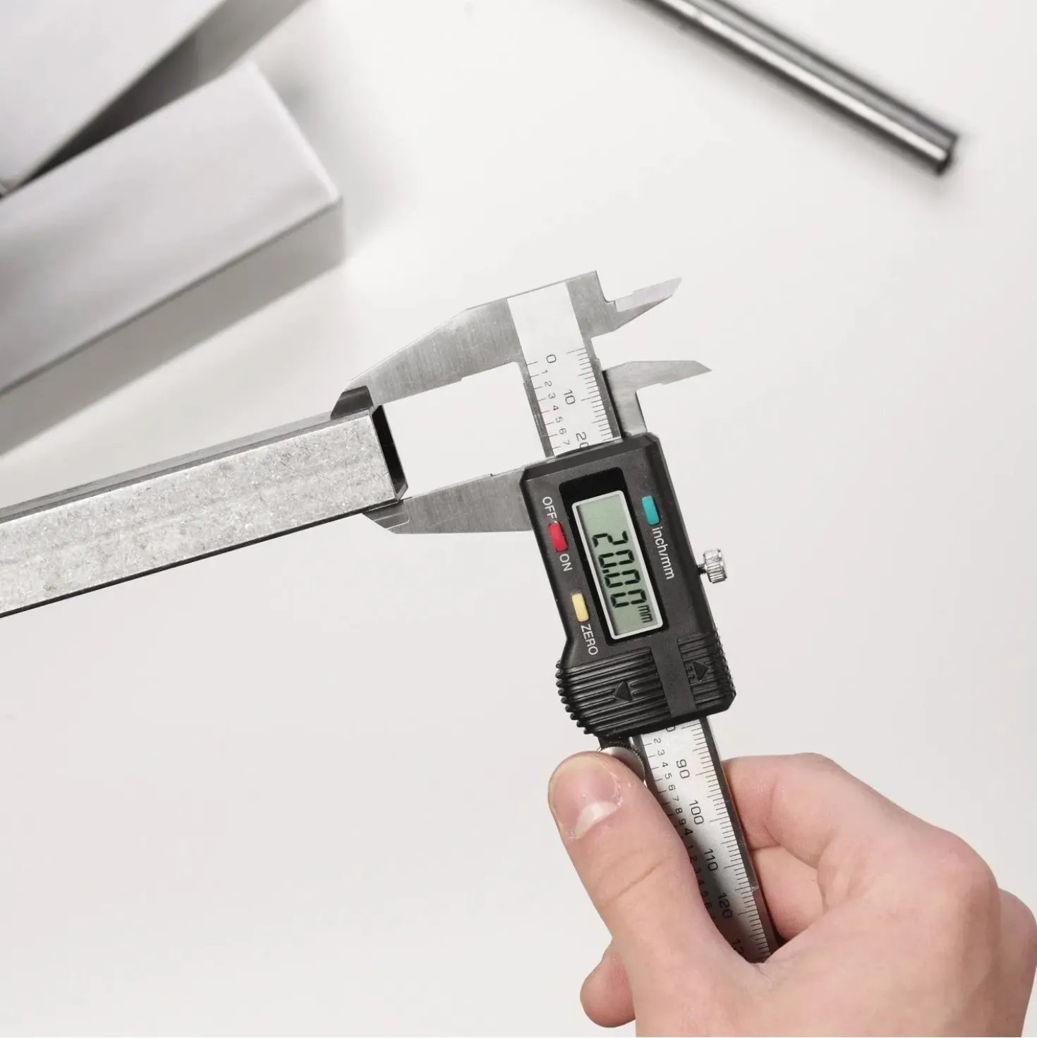 Calibro digitale LUX-TOOLS Comfort 150 mm