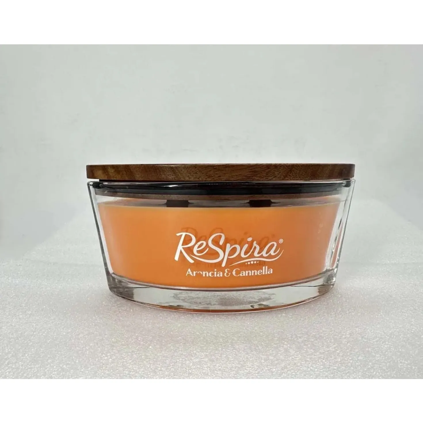 Candela design barchetta al profumo di arancia e cannella 900 g