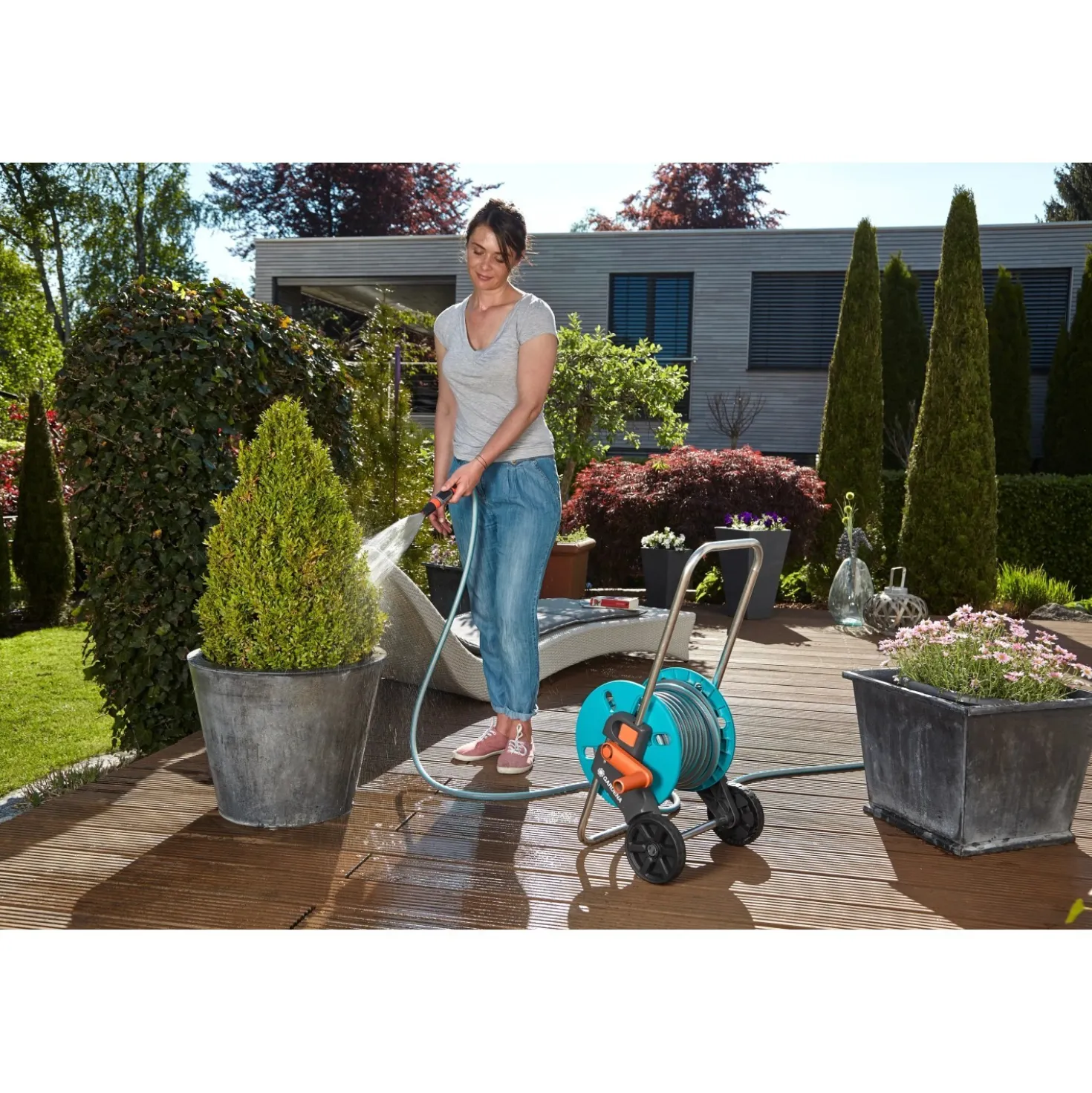 Carrello avvolgitubo Gardena AquaRoll S con tubo lancia e raccorderia