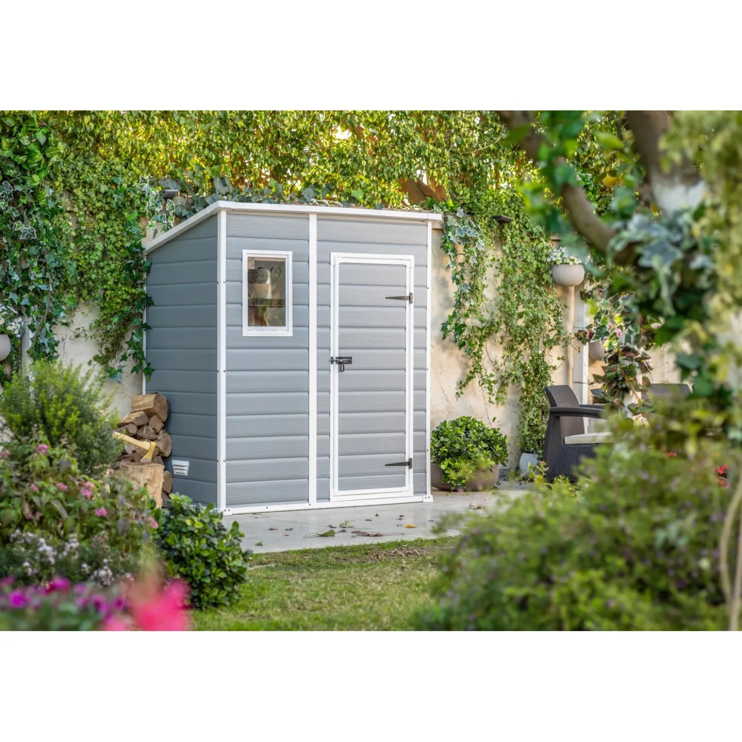Casetta da giardino in resina Keter Manor sp. 16 mm antracite 1,8 m²