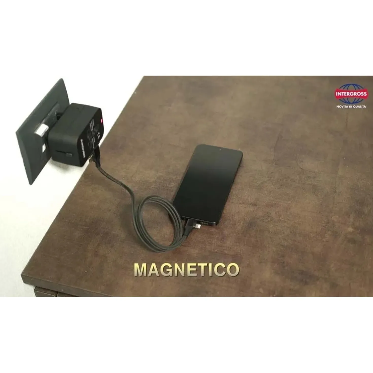 Cavo magnetico universale 4 connettori 3A 60 W