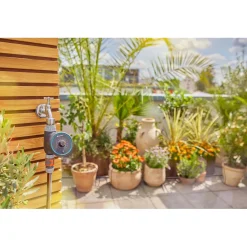 Centralina per irrigazione Gardena Easy 15 programmi pre-impostati 9,8x9,3x15 cm