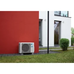 Climatizzatore fisso Daikin New Evolution monosplit 12000 BTU A++/A+