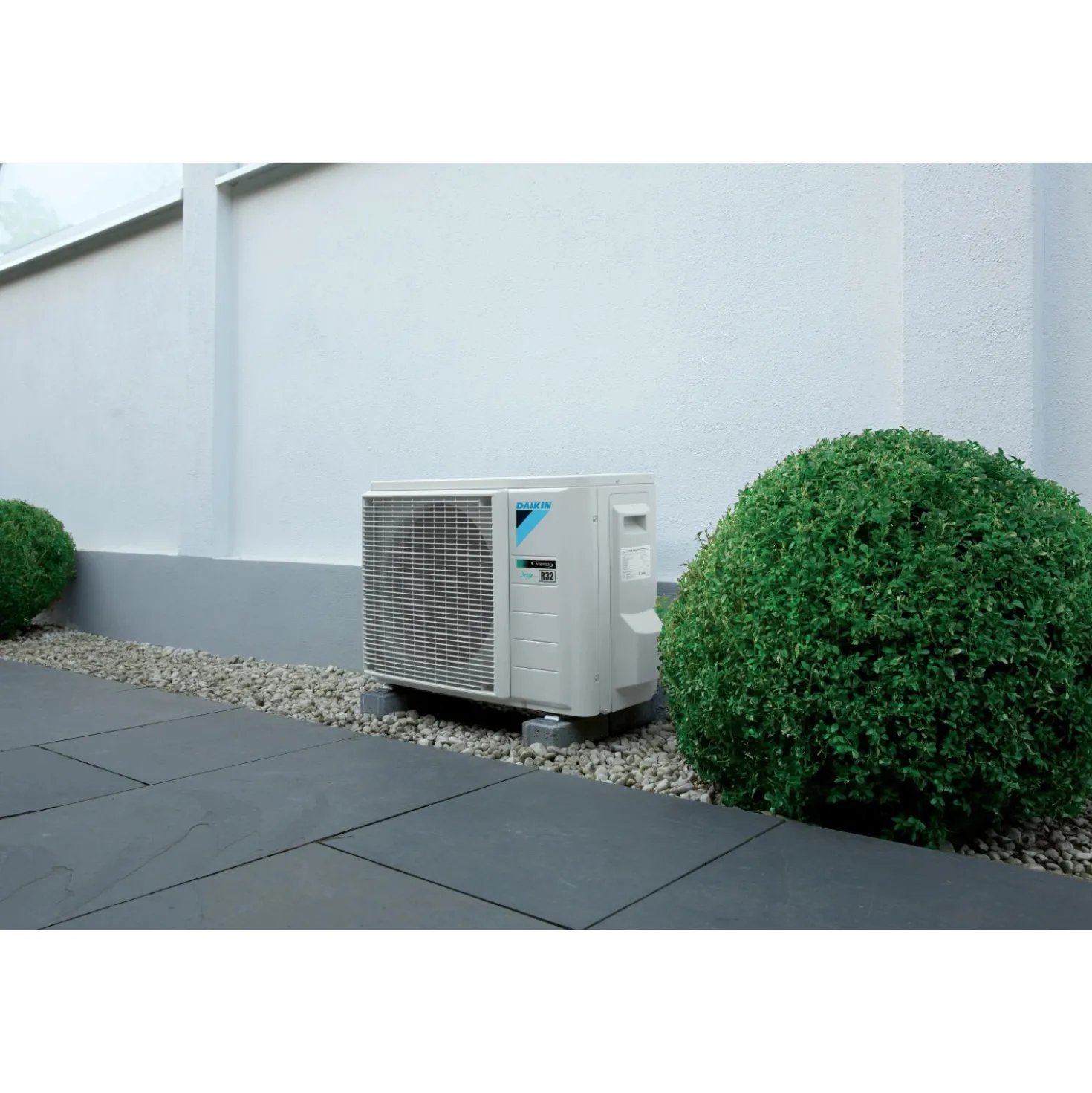 Climatizzatore fisso Daikin Essence monosplit 12000 BTU classe A+++/A+++