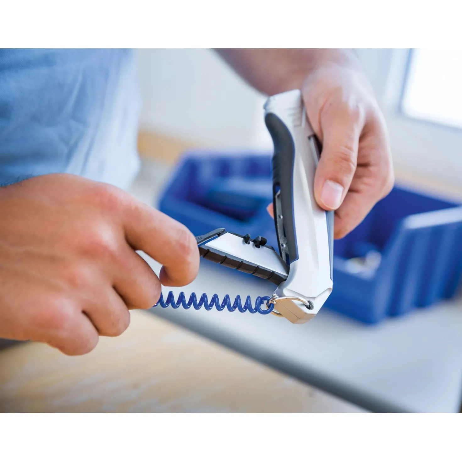 Cutter LUX-TOOLS con borsa