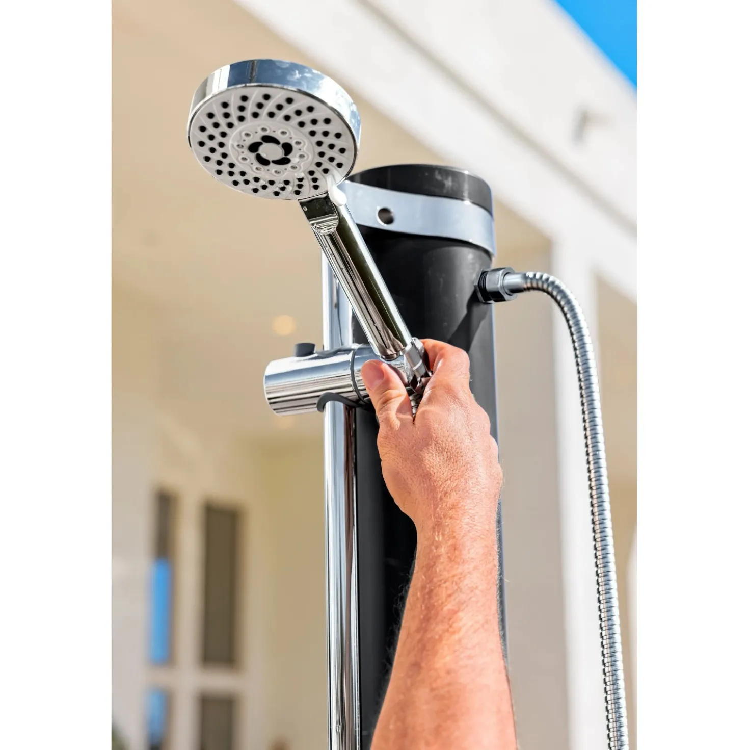 Doccia da giardino solare Bestway nero 20 l