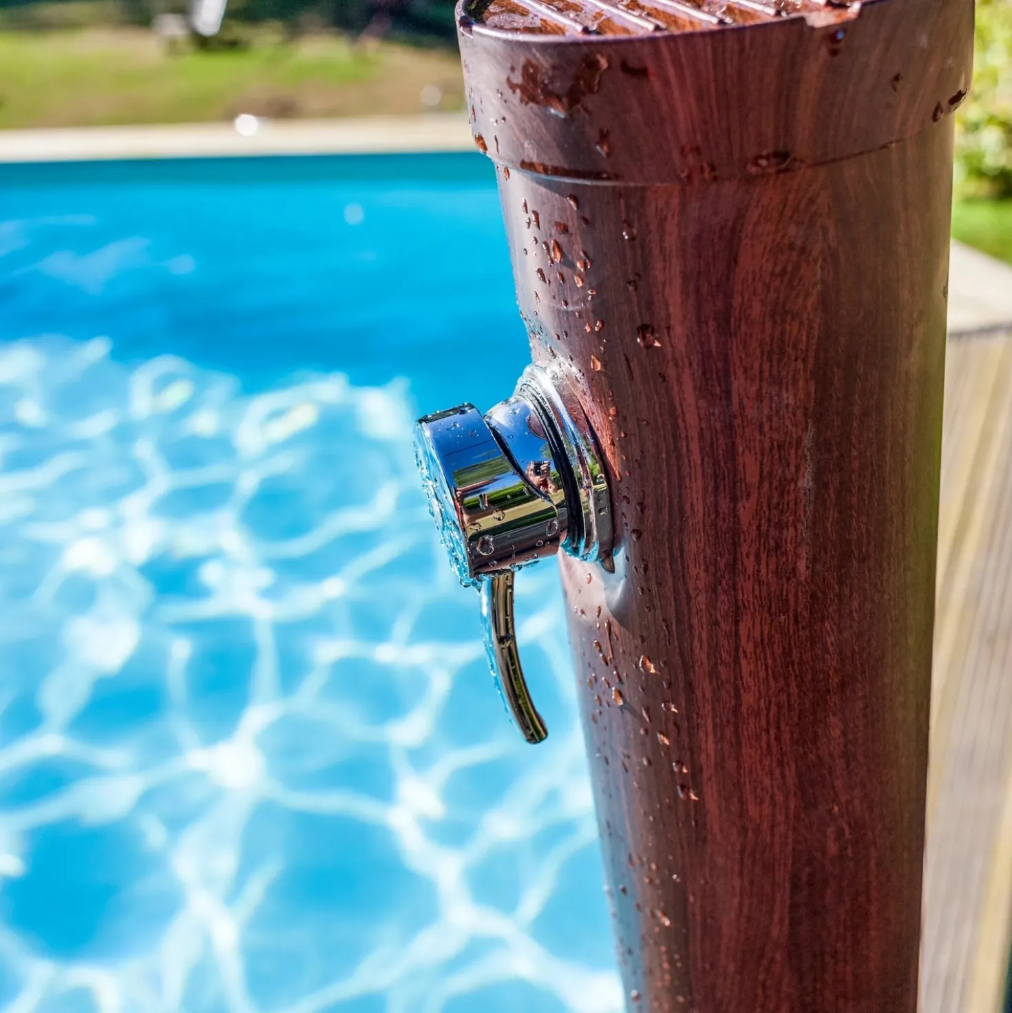 Doccia da giardino solare in PVC effetto legno 20 l