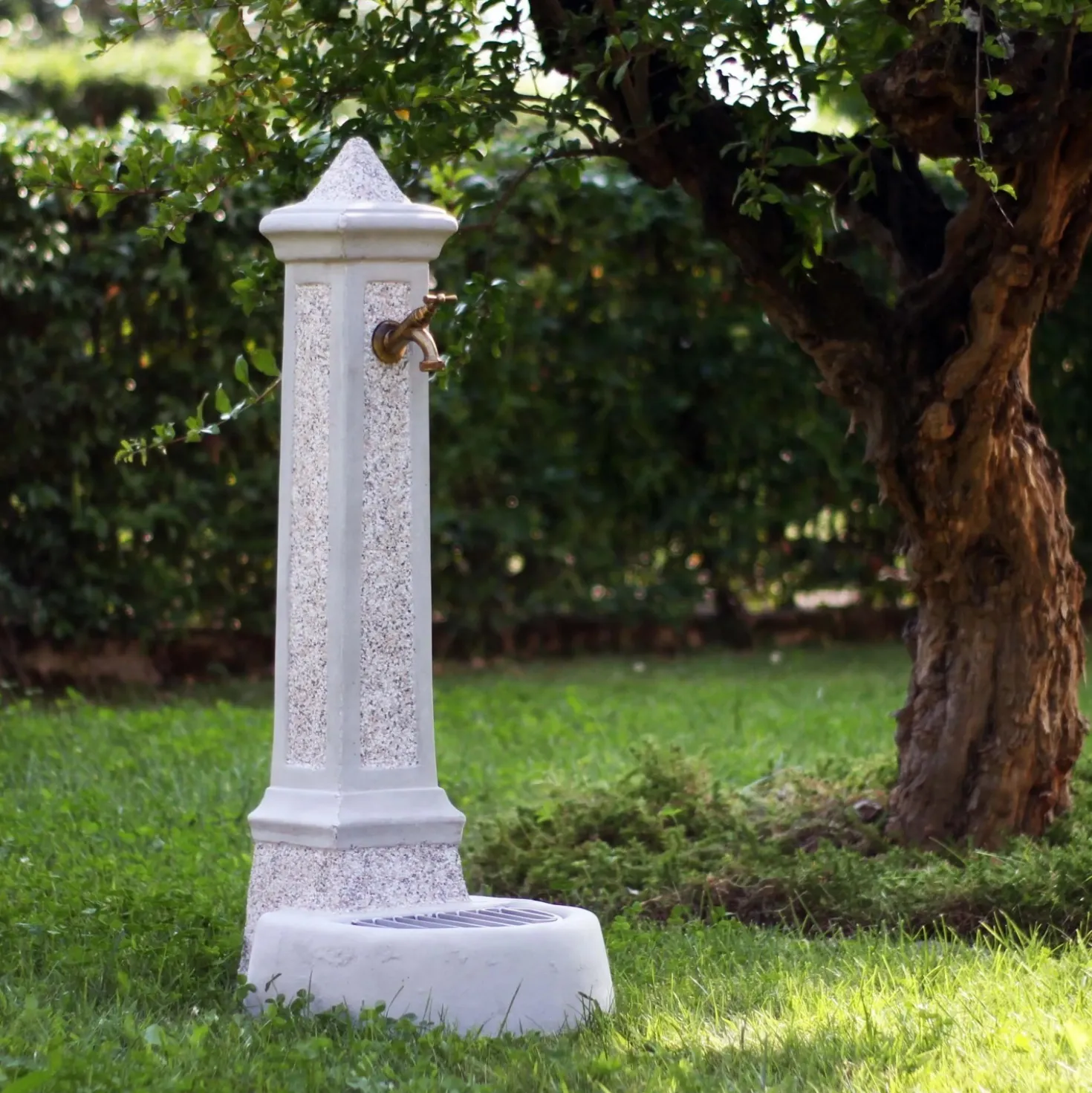 Fontana da giardino Vedovella Pisa in cemento grigio H 100 cm