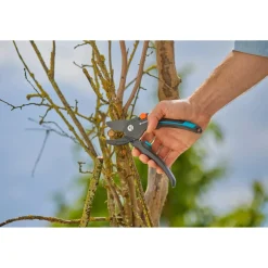Forbici da potatura a incudine Gardena PremiumCut Pro taglio fino Ø 24 mm