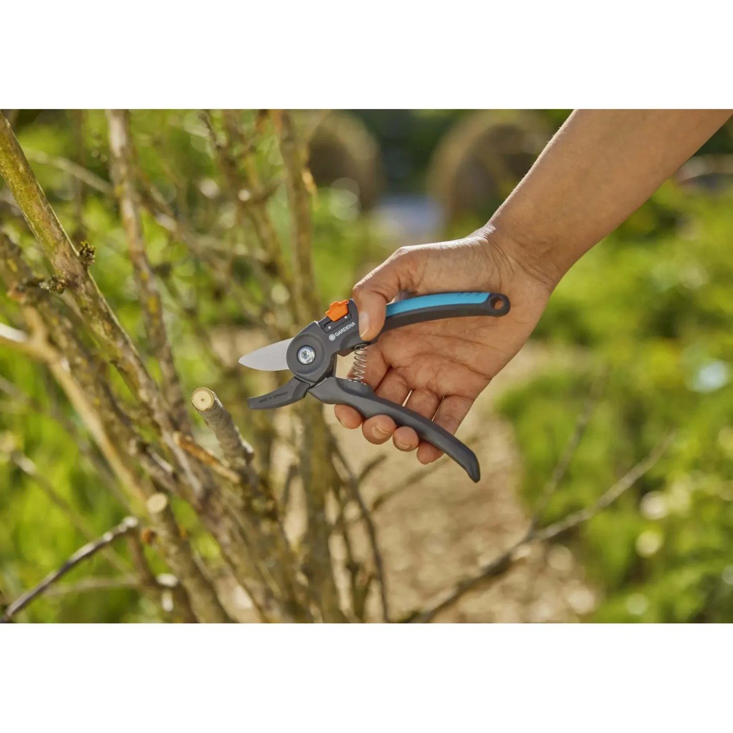 Forbici da potatura a incudine Gardena PremiumCut taglio fino a Ø 20 mm