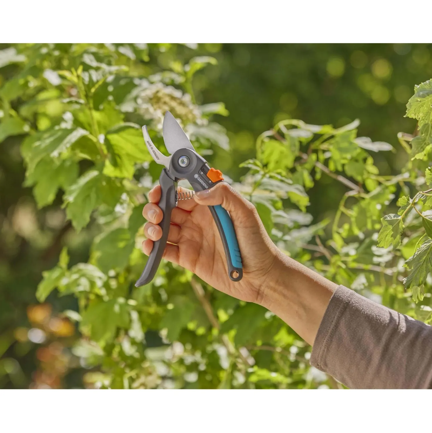 Forbici da potatura bypass Gardena PremiumCut taglio fino a Ø 22 mm