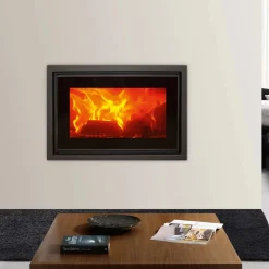 Inserto a legna con presa d`aria esterna F-720-S 5 Ecodesign 6,7 kw