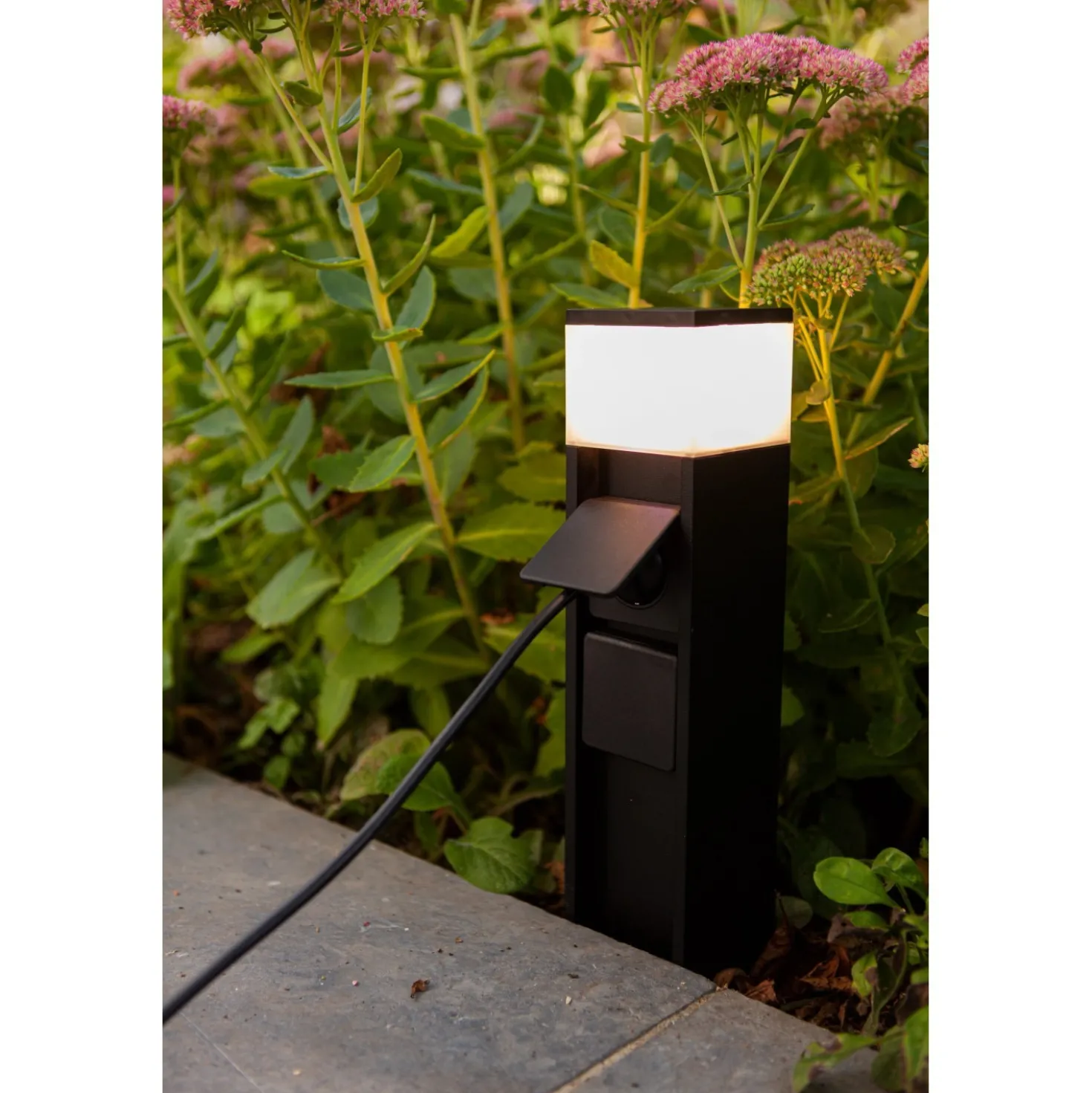 Lampione da giardino LED Mains Smart Home 1 W 750 lm 3000 K nero