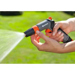 Lancia a impulsi Gardena Classic per irrigazione e pulizia getto regolabile