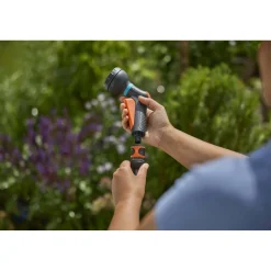 Lancia irrigazione Gardena Classic getto a doccia