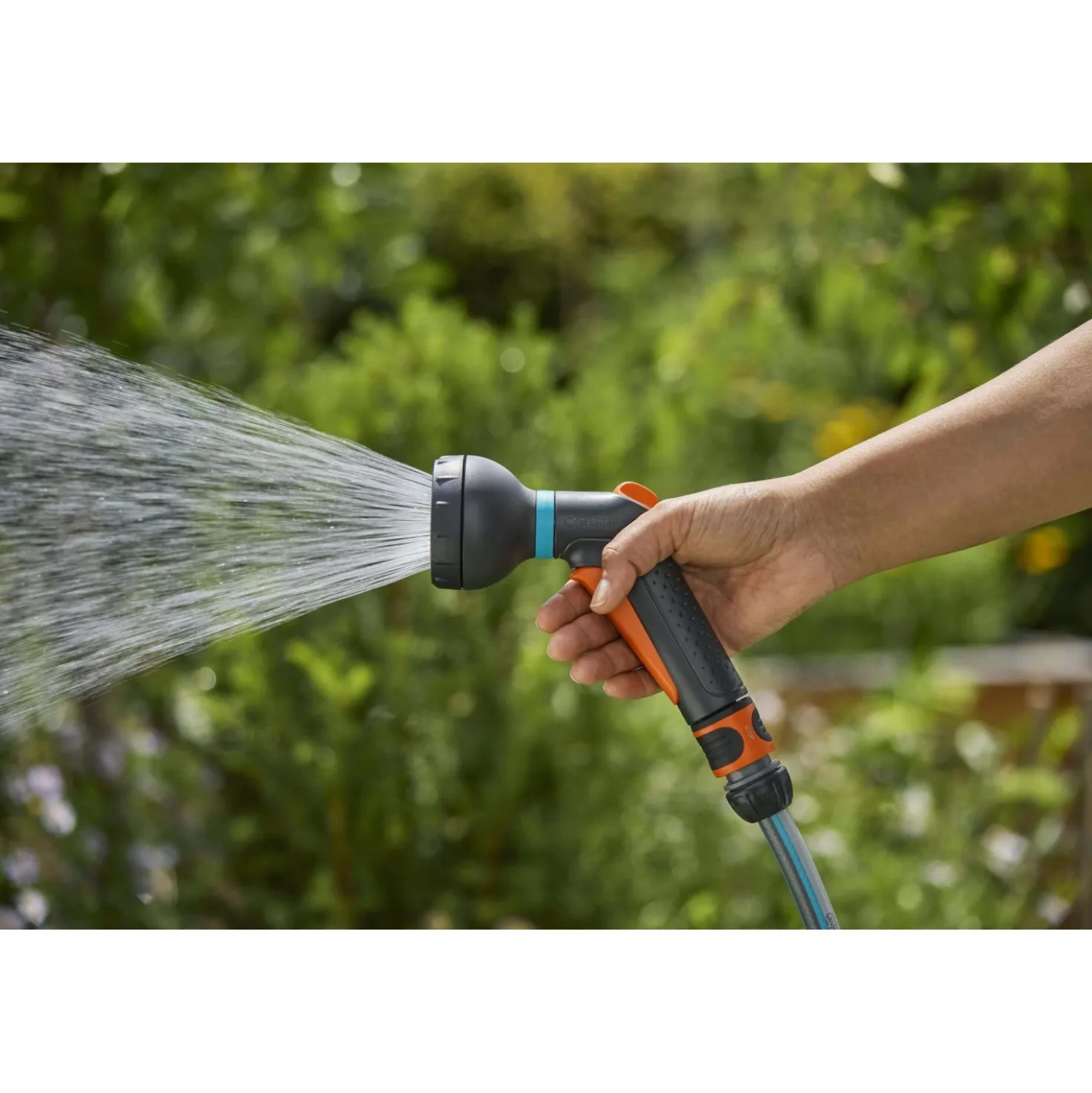 Lancia irrigazione Gardena Classic getto a doccia