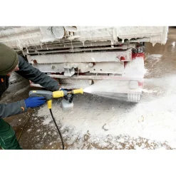 Lancia Kärcher Basic 1 con serbatoio integrato 350-600 l/h