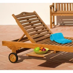 Lettino prendisole pieghevole in teak