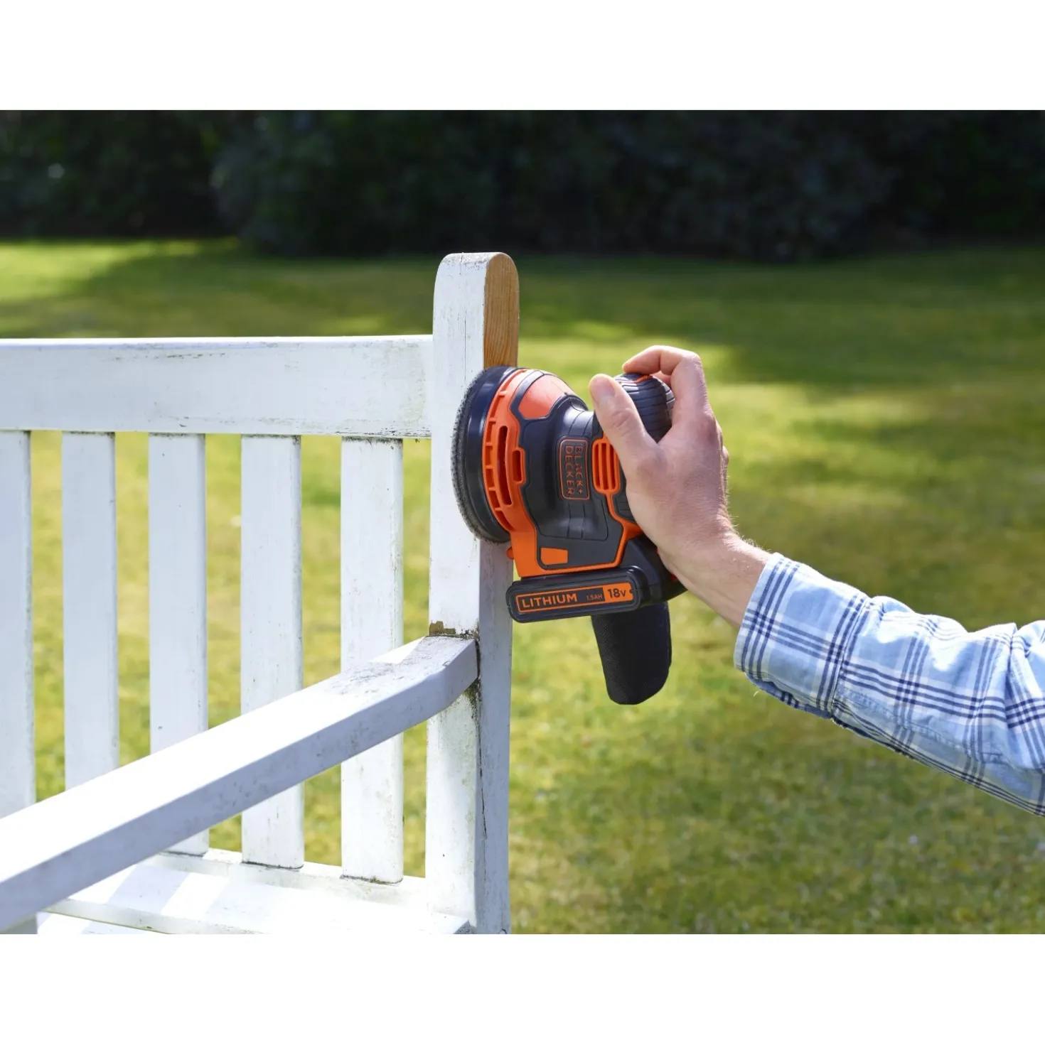 Levigatrice rotorbitale Black+Decker 18 V Litio