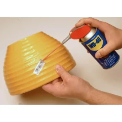 Lubrificante spray Wd 40 multiuso con beccuccio professionale 290 ml