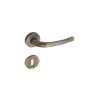 Maniglia modello tre con rosette e bocchette patent bronzo graffiato