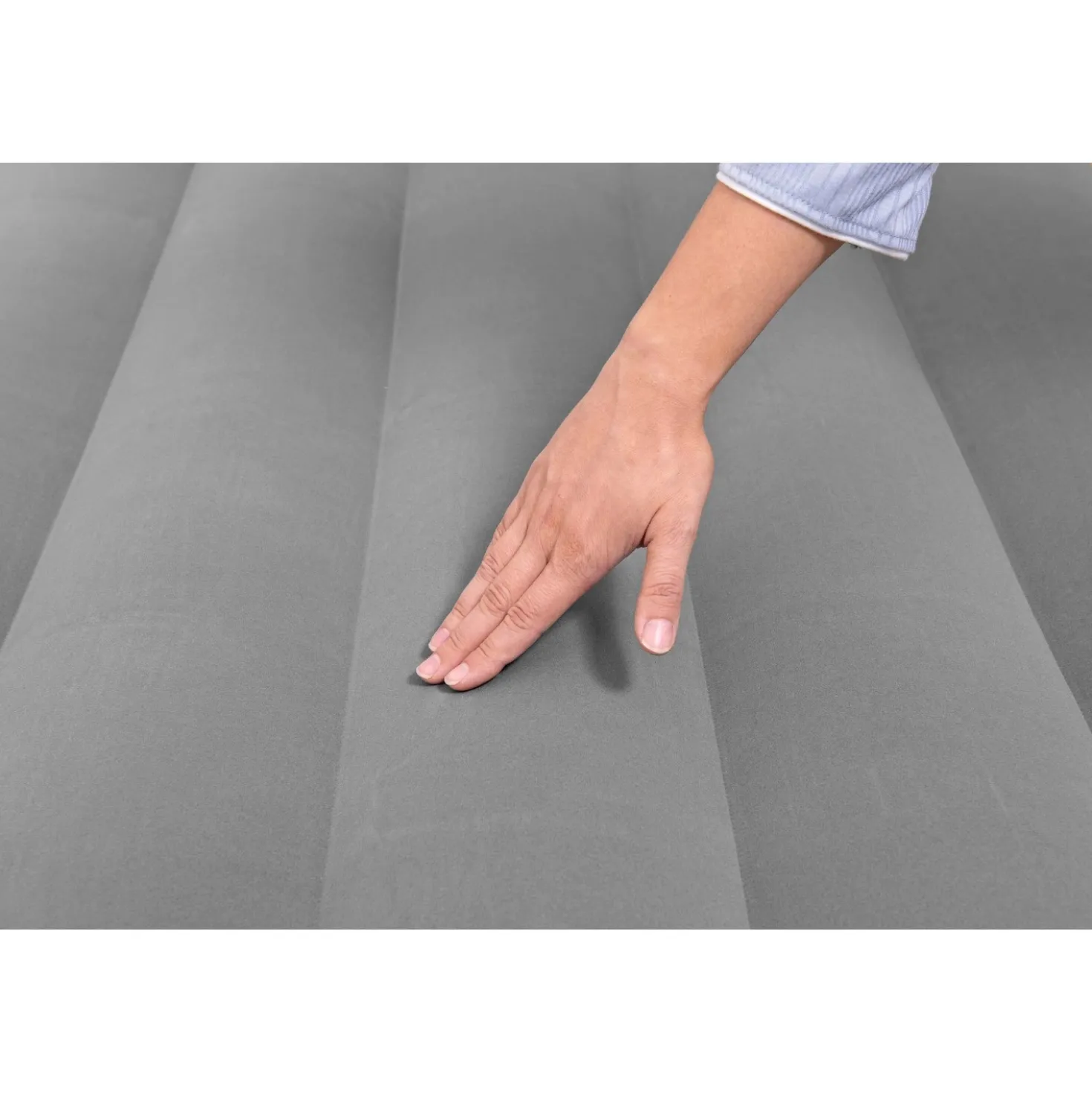 Materasso matrimoniale Bestway® in Tritech™ con pompa CA 203x152x46 cm