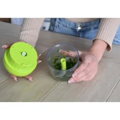 Mini tritatutto elettrico con ricarica USB