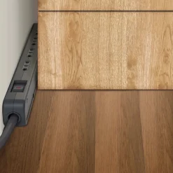 Multipresa elettrica Bticino Ultraslim 4 Prese Bipasso Interruttore nero