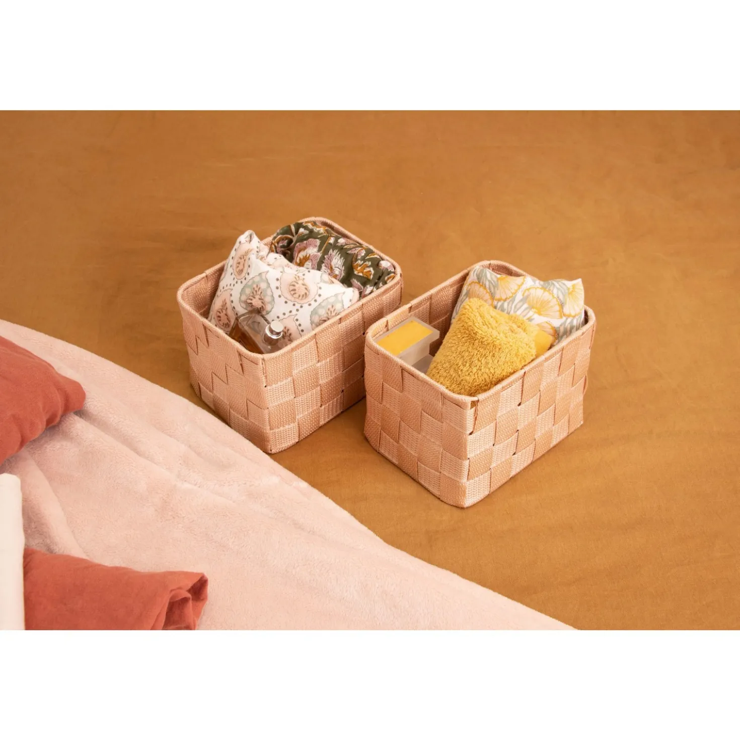 Organizer multiuso Stan rosa 19x14x13 cm