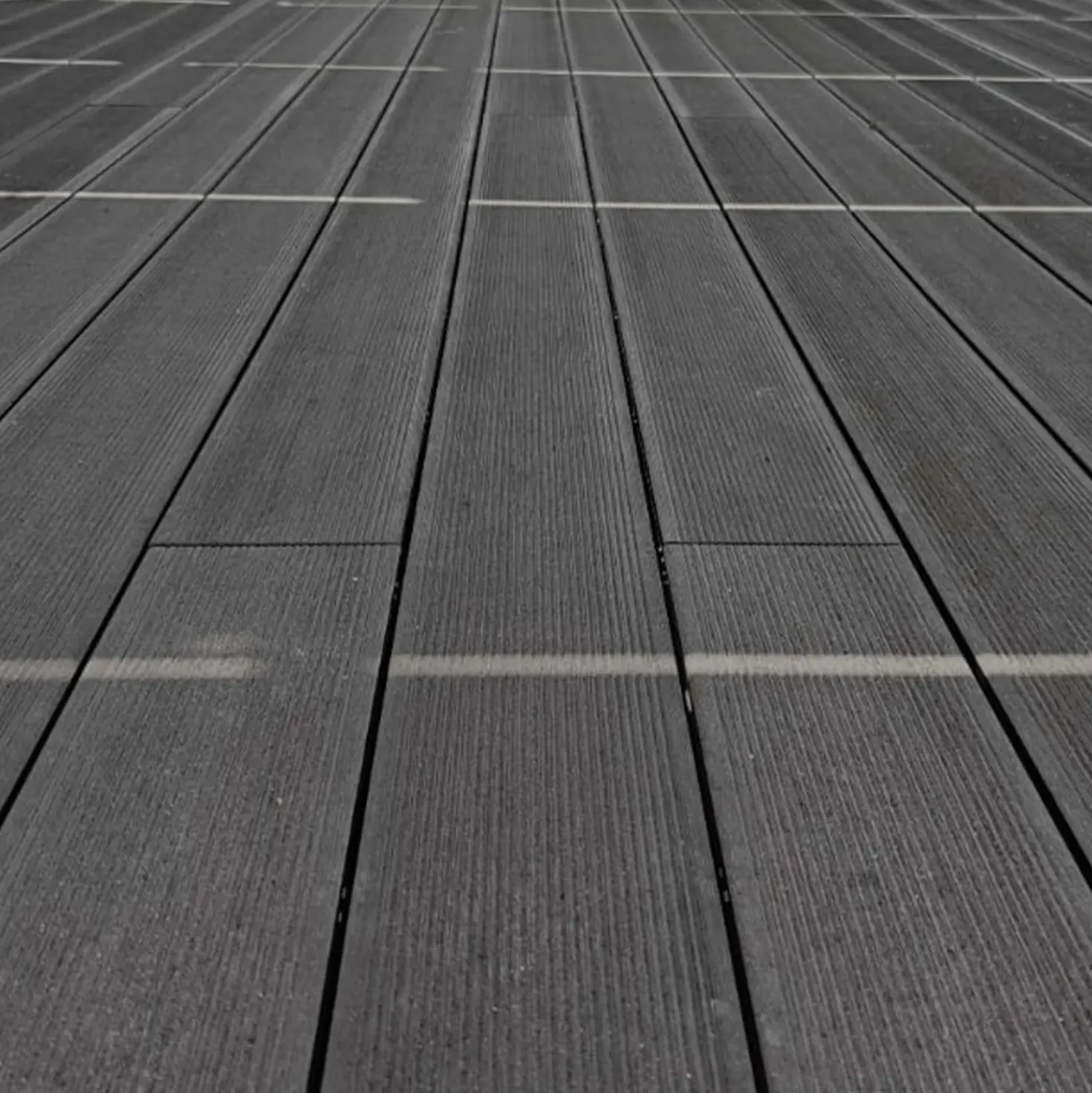 Piastrelle da esterno doga WPC easylife antracite 143x2000 mm