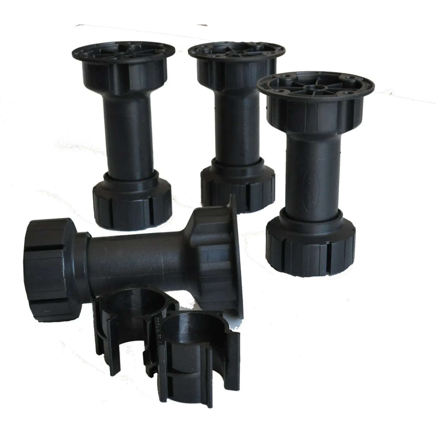 Piedini per zoccolino cucina in pvc nero H 10 cm