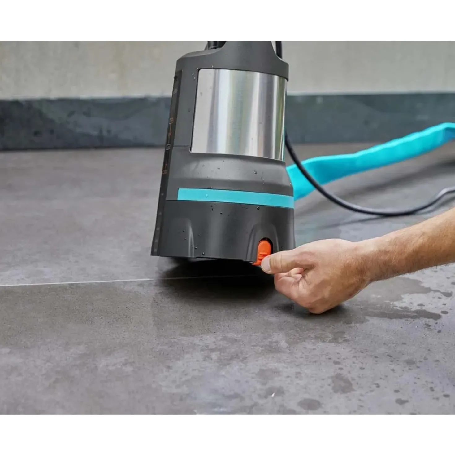 Pompa sommersa Gardena Aquasensor 750 W portata max 17.000 l/h