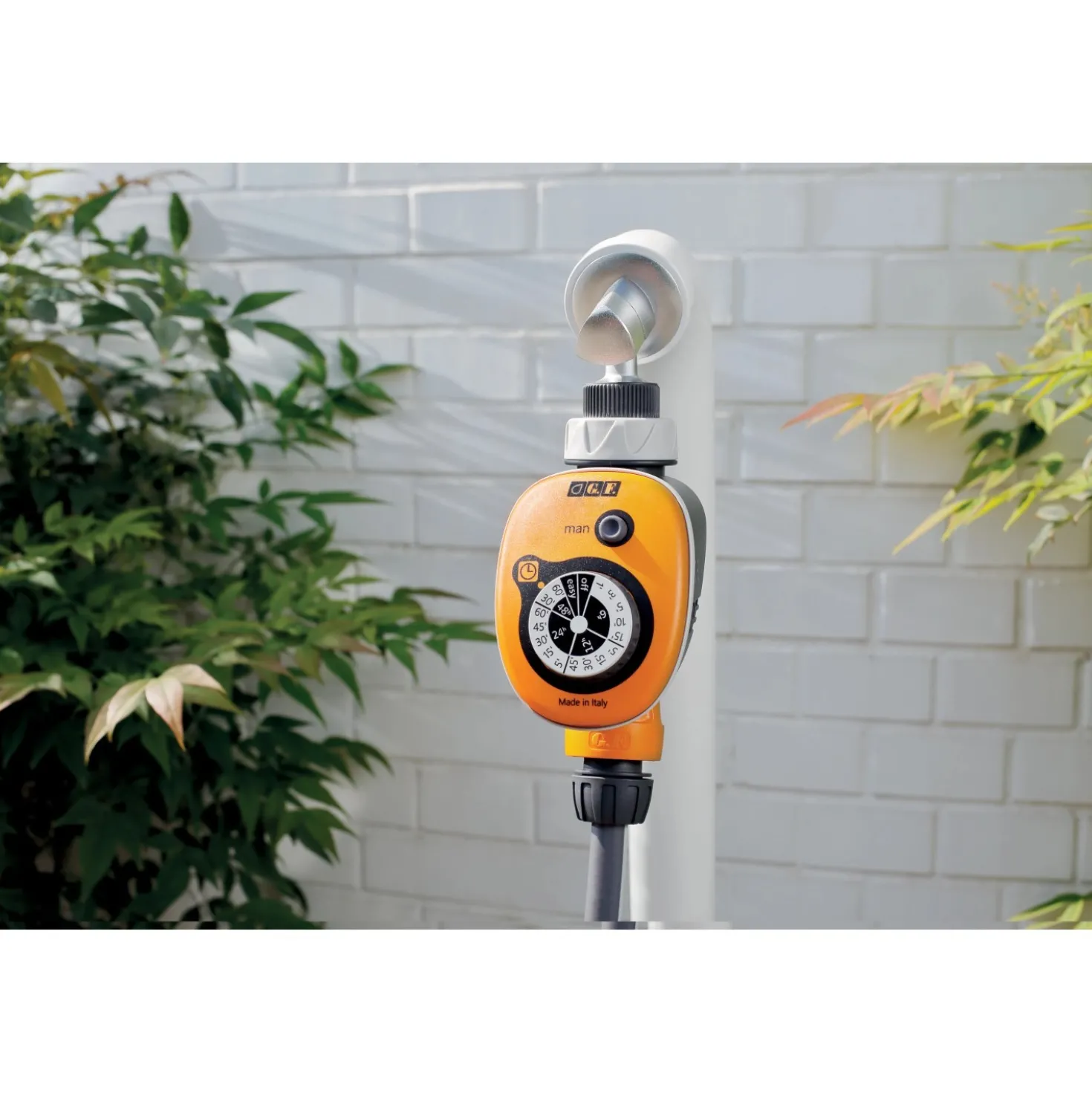 Programmatore elettronico irrigazione GF 16 easy arancio grigio