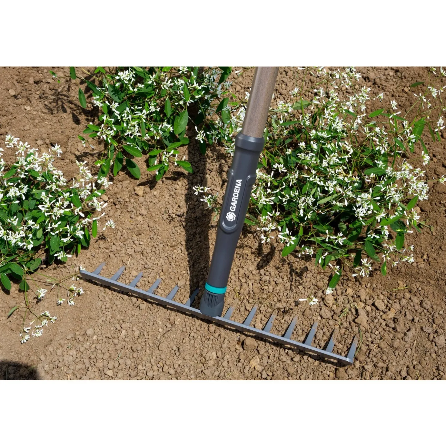 Rastrello Gardena NatureLine Larghezza 36 cm manico in legno