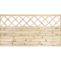 Recinzione in legno a maglia diagonale