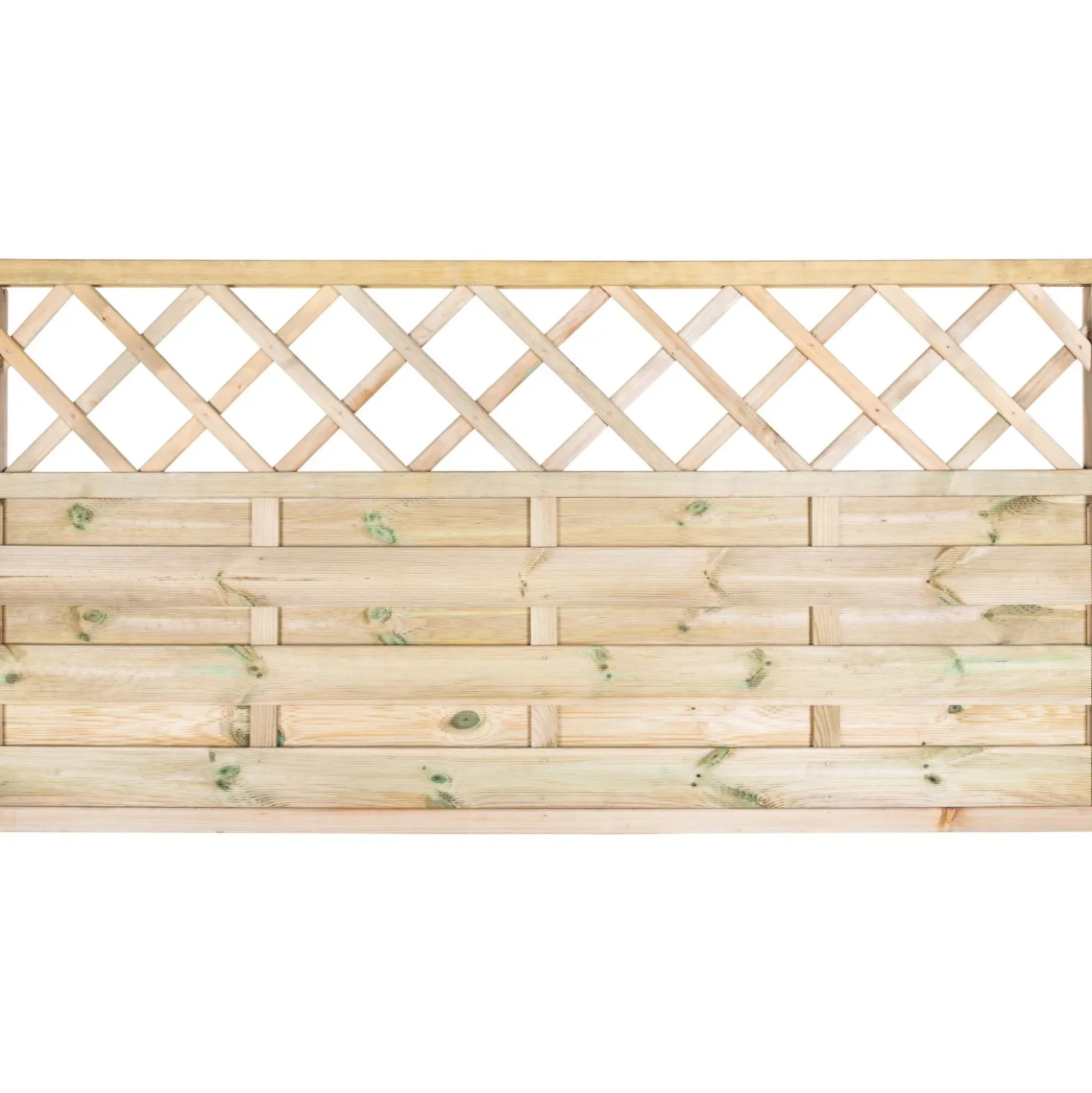 Recinzione in legno a maglia diagonale