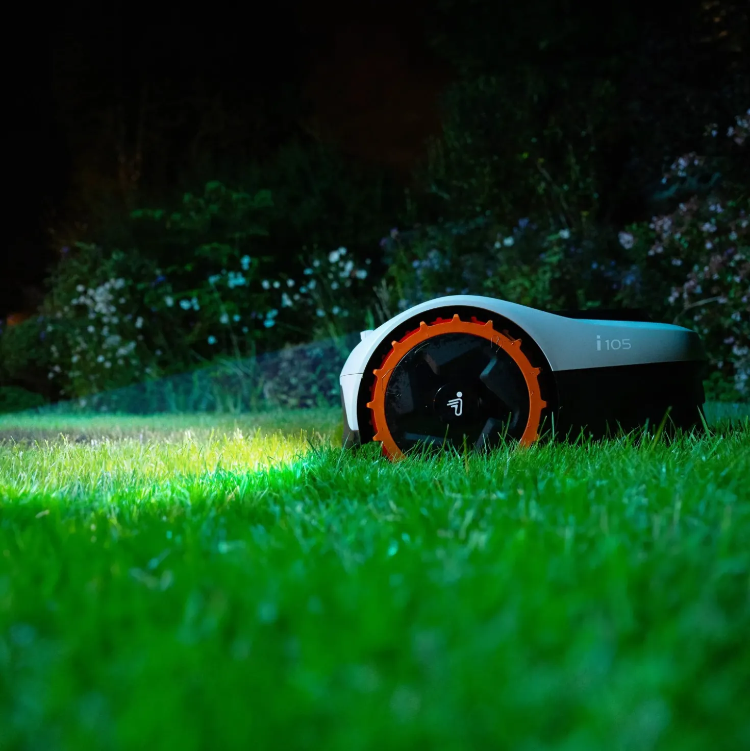 Robot tagliaerba a batteria Segway Navimow 600 m²