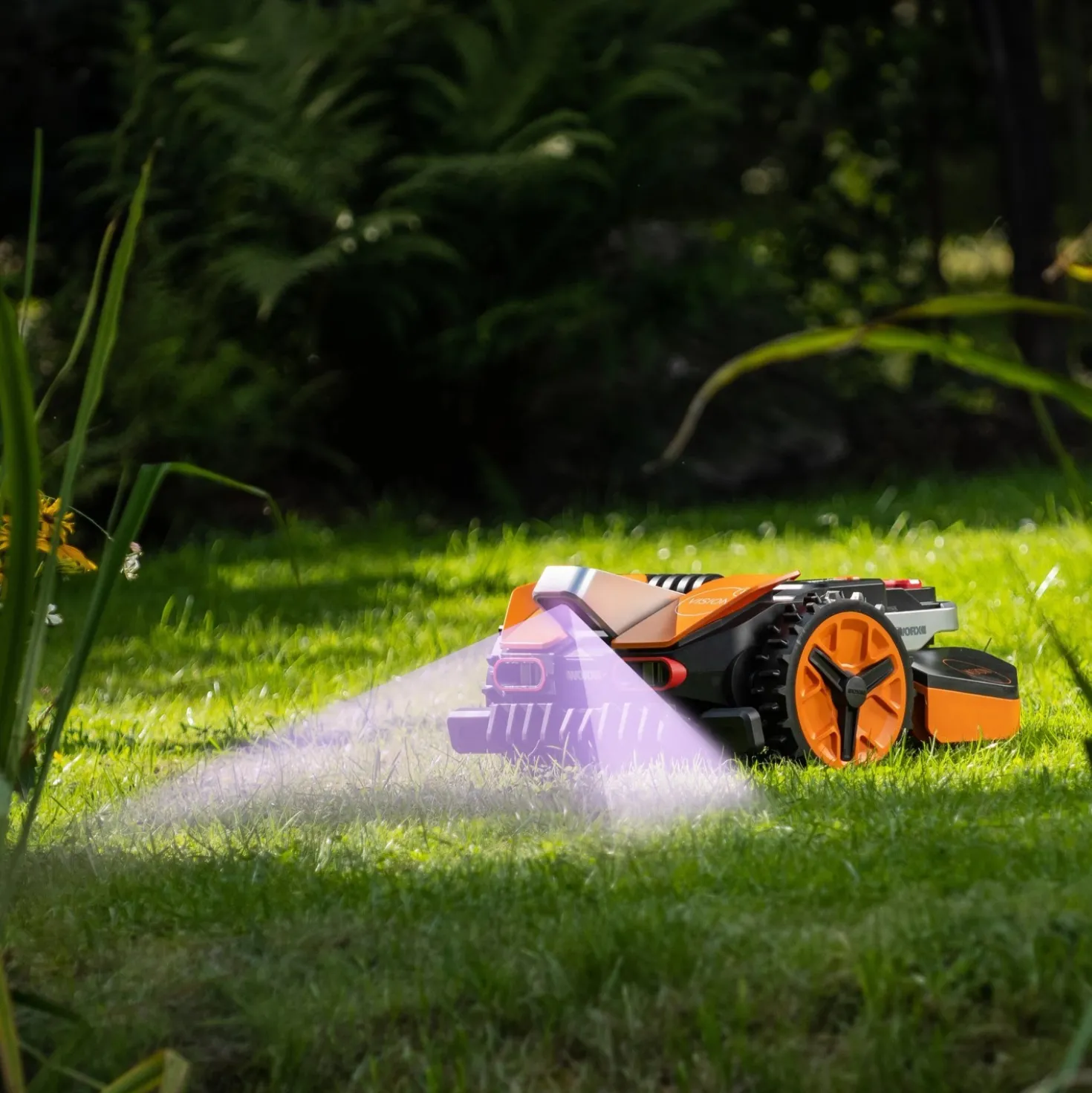 Robot tagliaerba a batteria Worx Landroid Vision M800 800 m²