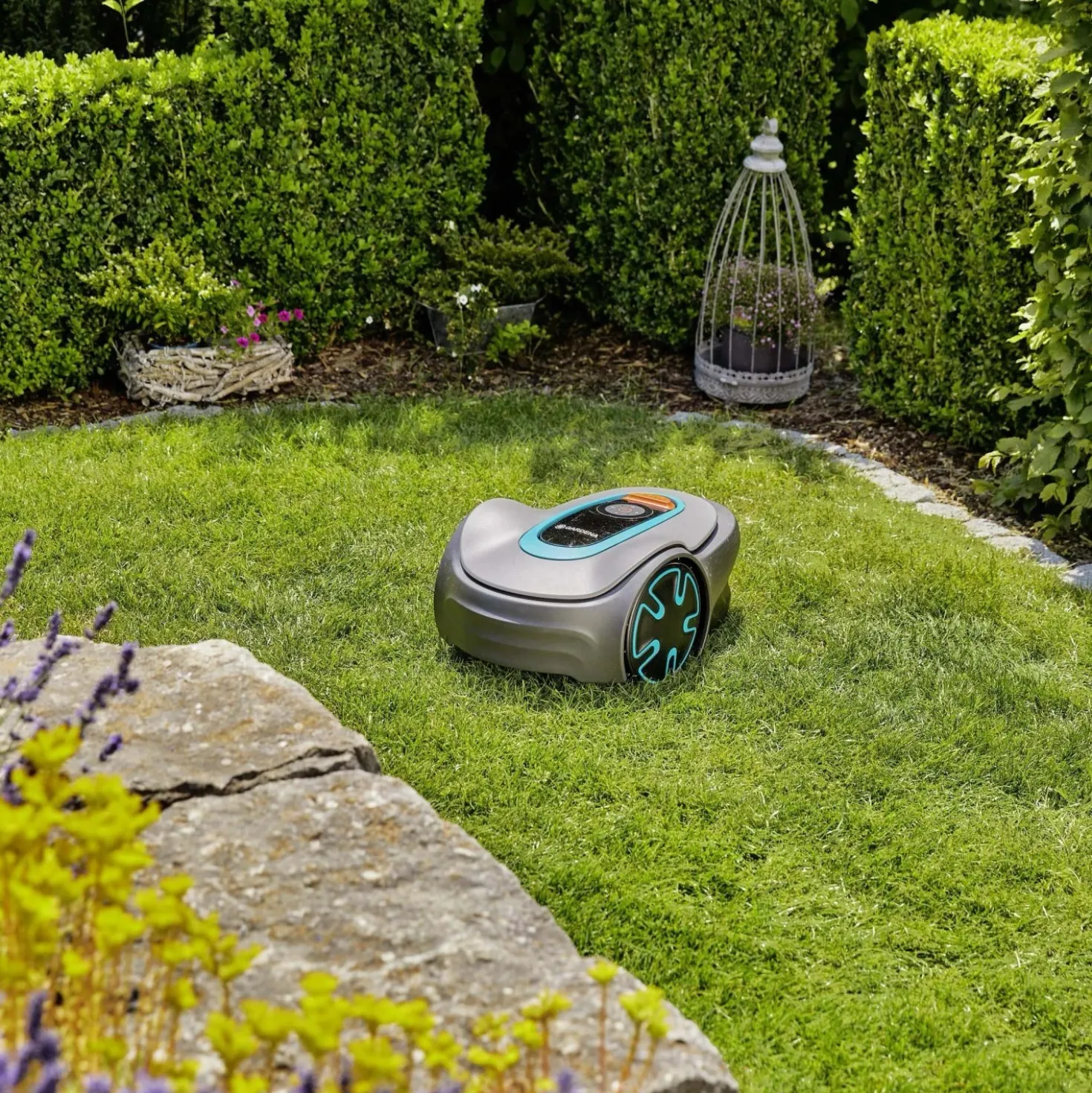 Robot tagliaerba a batteria Gardena Sileno Minimo Bluetooth 500 m²