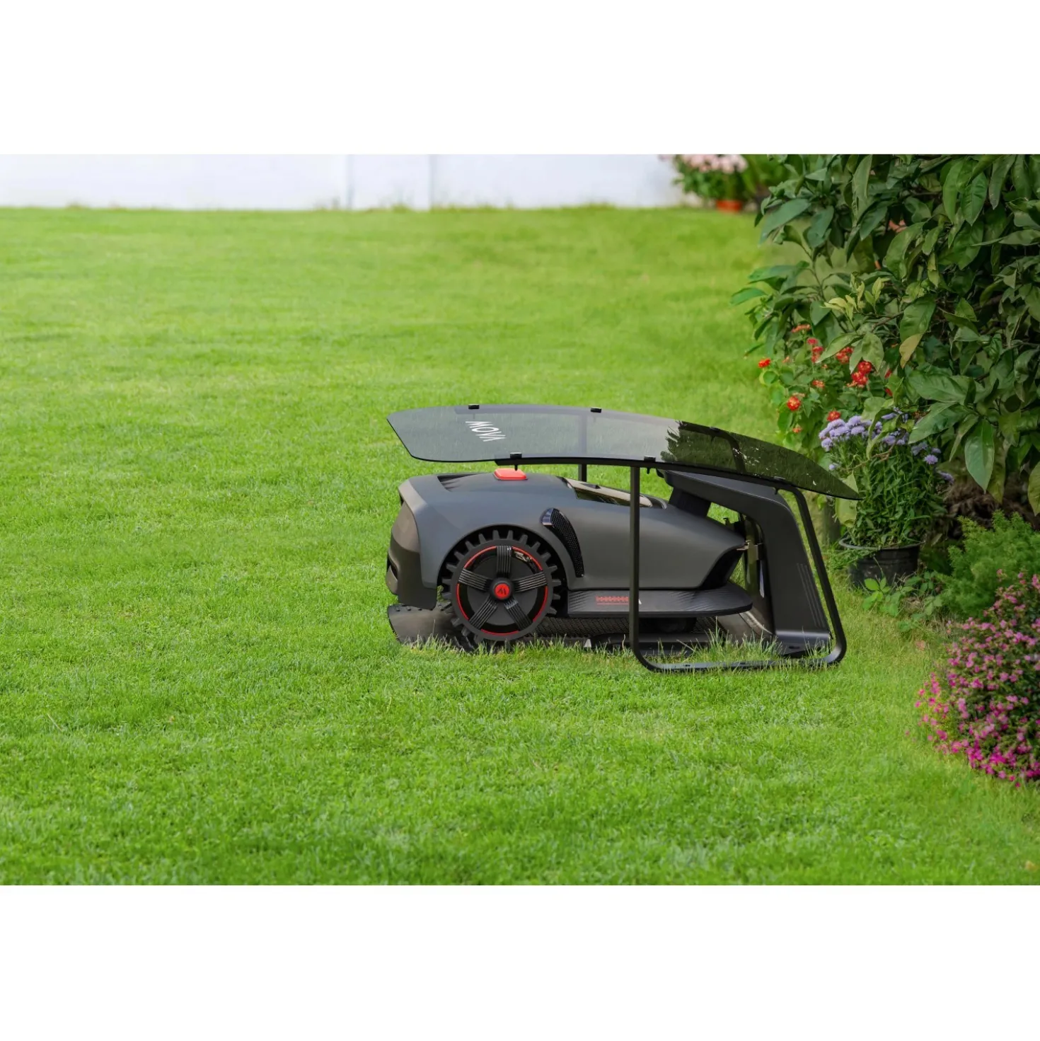 Robot tagliaerba a batteria Mova 600 + Garage 600 m²