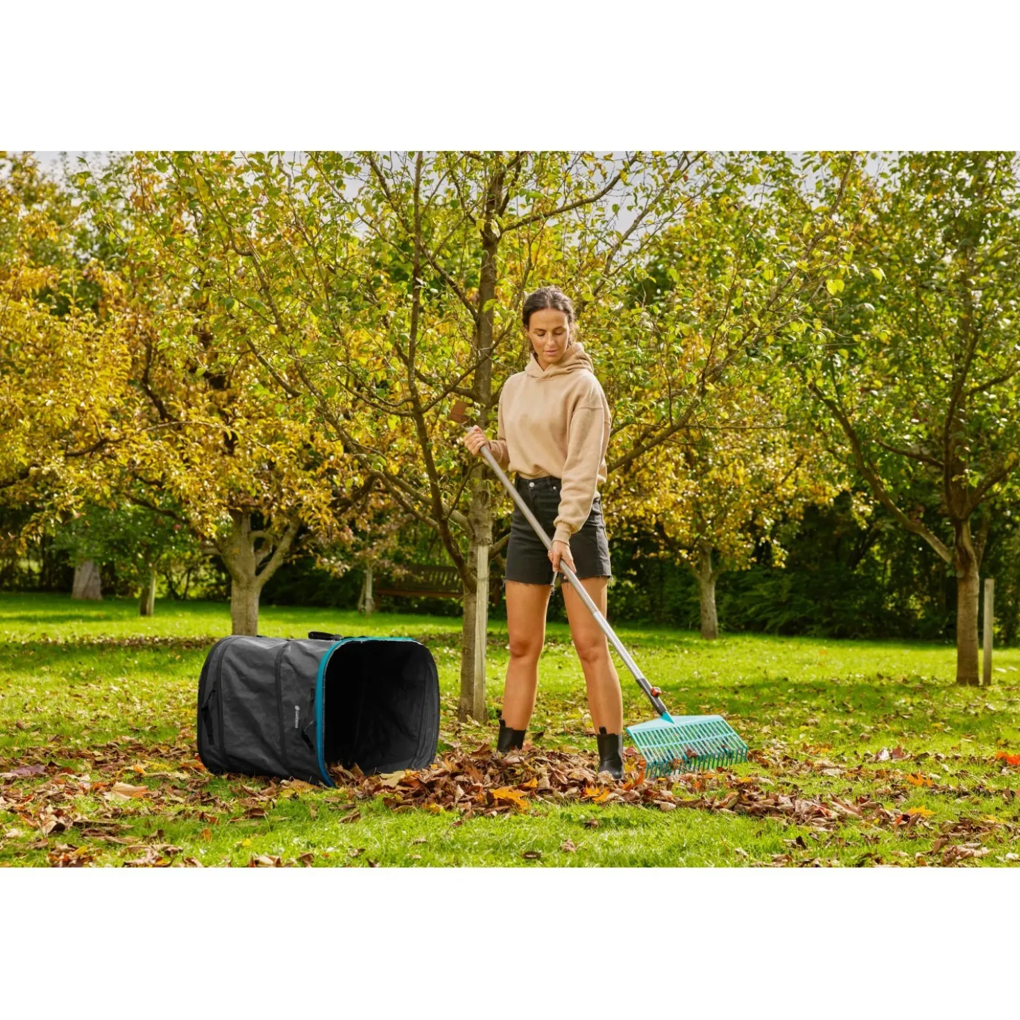 Sacco spazzatura per giardino Gardena PopUp 220 l 70x56x56 cm grigio