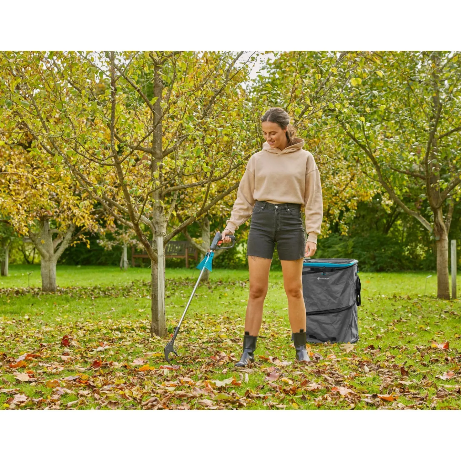 Sacco spazzatura per giardino Gardena PopUp 220 l 70x56x56 cm grigio